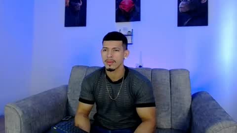 ethan_rodgers01 online show from July 23, 2:47 pm