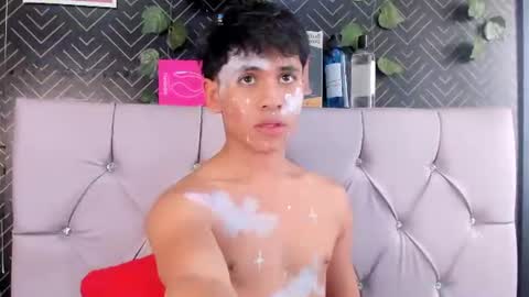 Ethan online show from July 31, 9:46 pm