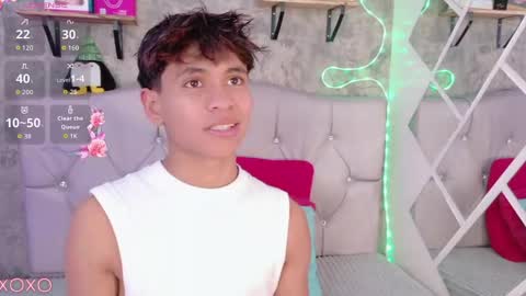 Ethan online show from April 29, 8:59 pm