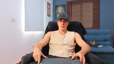 ethangreey1 online show from April 30, 3:41 pm