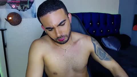 Ethan online show from May 14, 11:25 pm