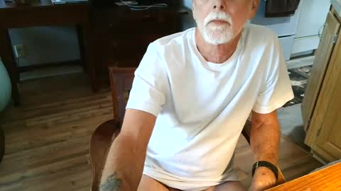 ewjackaz online show from July 2, 6:36 pm