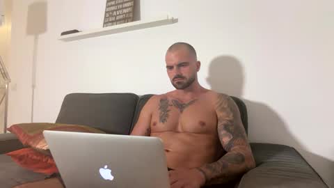 Fabi Vega online show from May 28, 10:19 pm