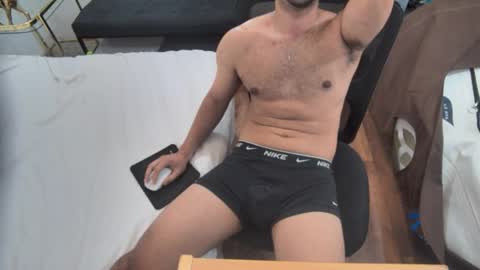 fabiano_hernandes30 online show from April 26, 8:38 pm