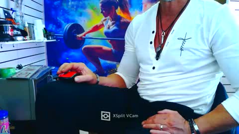 fabxxxl online show from April 29, 11:37 am