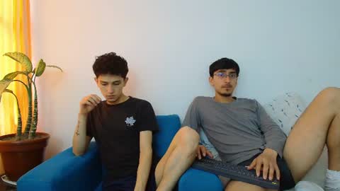 FallGays online show from July 22, 5:05 pm