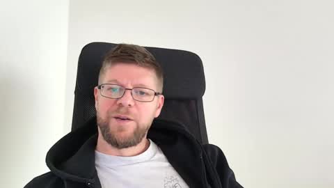 fattenmenow online show from May 8, 5:35 pm