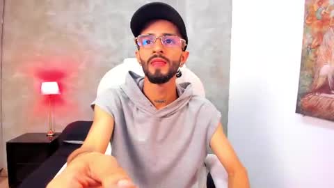 Felipe online show from July 30, 3:17 am