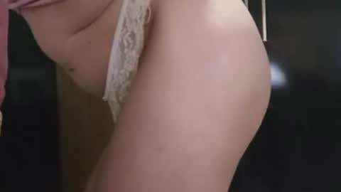 femboyhotass online show from July 9, 1:32 am
