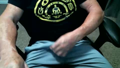 fitguy40 online show from May 20, 3:13 am