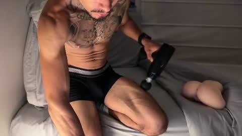 fitjacques online show from July 8, 3:54 am
