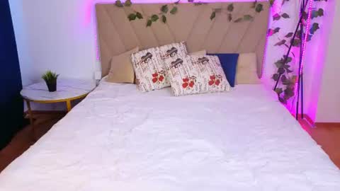 Yukio online show from June 11, 3:59 am