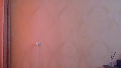 frame_tamer888 online show from July 30, 8:57 am