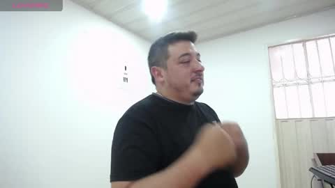 Juan online show from May 6, 5:57 pm