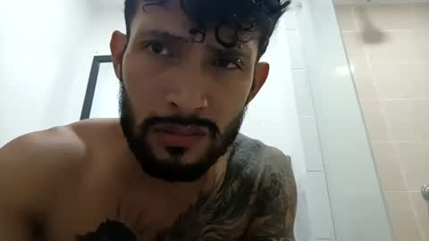 frankdanielsmolano online show from July 22, 3:42 am