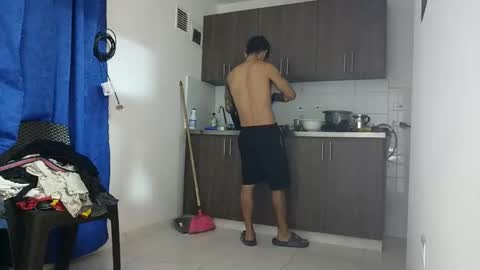 frankdanielsmolano online show from June 9, 2:13 am
