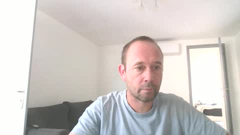 fredodu41 online show from July 22, 3:04 pm