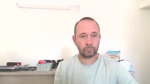 fredodu41 online show from August 4, 11:26 am