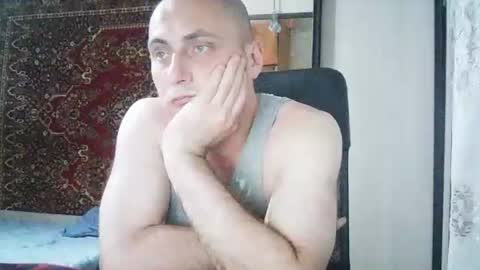 freeeman90 online show from June 11, 8:40 pm
