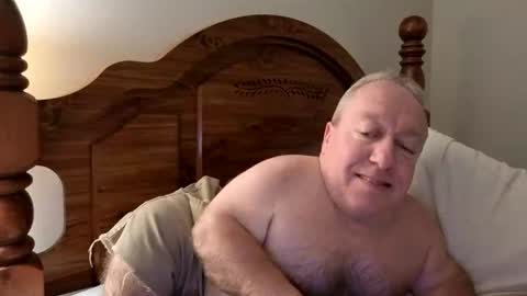 Cute Lil Man online show from August 1, 7:07 am