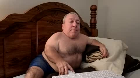 Cute Lil Man online show from August 4, 4:51 am