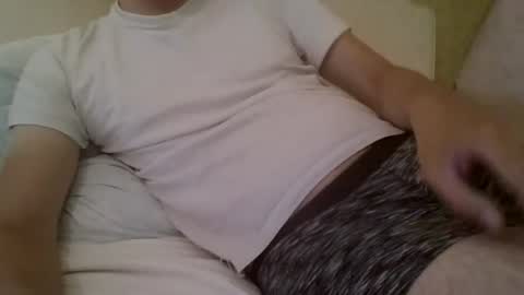 friendly_frank_18 online show from August 2, 6:55 am