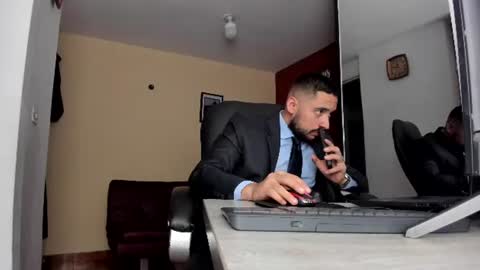 SERGIO THE SEX LAWYER online show from August 3, 4:00 am