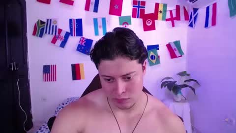 Axel online show from August 2, 12:14 pm
