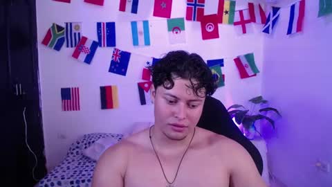 Axel online show from August 1, 12:04 pm