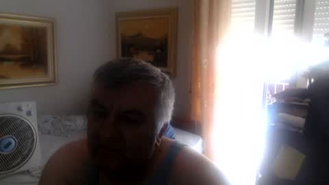 fukingcrazy online show from July 22, 9:01 am