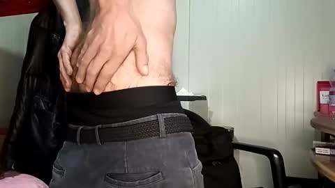 Italian men online show from May 24, 7:14 am