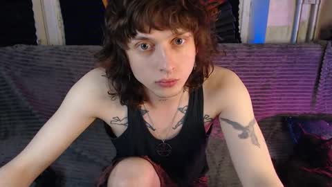 Ian online show from May 13, 12:41 am