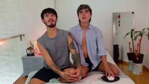 gabriel_and_geronimo online show from July 24, 10:17 pm