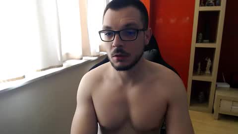 GangstaLover online show from May 3, 4:26 am