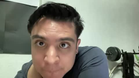 garypinepineapple online show from May 8, 3:18 am