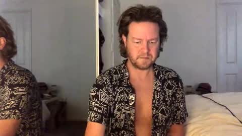 gcsurfer81 online show from May 11, 3:08 am