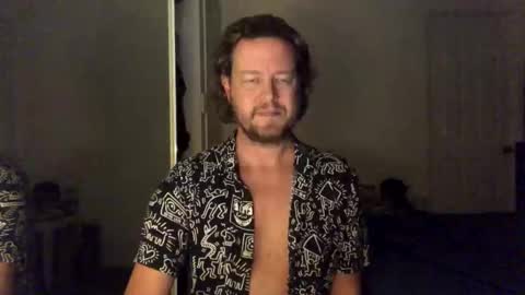 gcsurfer81 online show from May 7, 8:47 am