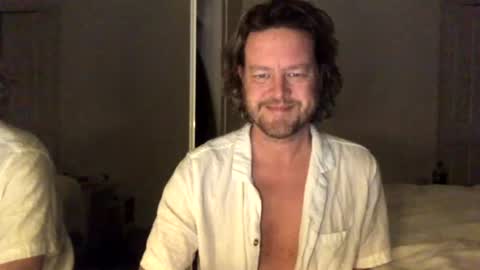 gcsurfer81 online show from July 27, 9:05 am
