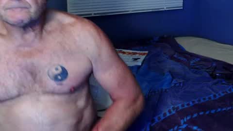 gdarden001 online show from July 13, 5:53 am
