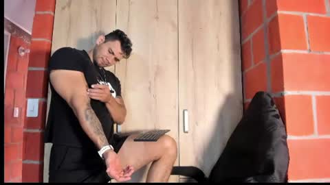 gendersonfit online show from July 12, 2:08 pm