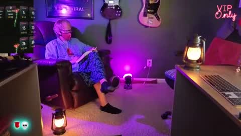 generalbliss online show from July 10, 3:54 am