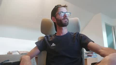 gentelassss online show from August 1, 2:05 pm