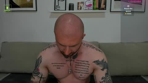 Gerard Finbar online show from May 16, 10:36 am