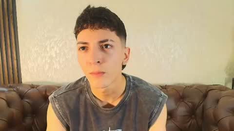 GIAN online show from August 2, 2:48 pm