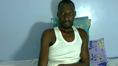 giant_couple online show from August 2, 5:39 am