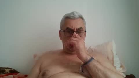 gigi1970 online show from May 17, 3:41 pm