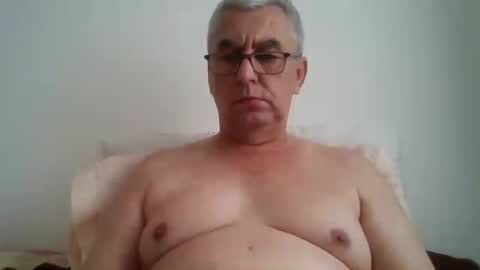 gigi1970 online show from July 15, 8:43 am