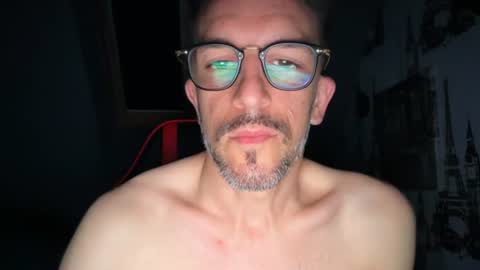 Gigi online show from June 14, 3:08 am