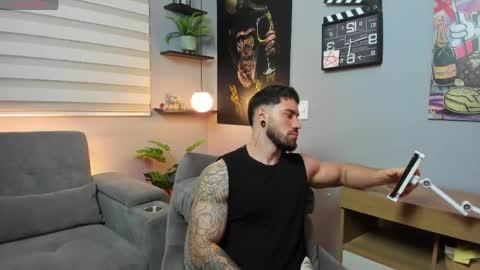 Giorgio leone online show from June 6, 12:05 am