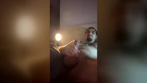 girthbrooksz online show from June 25, 12:32 pm
